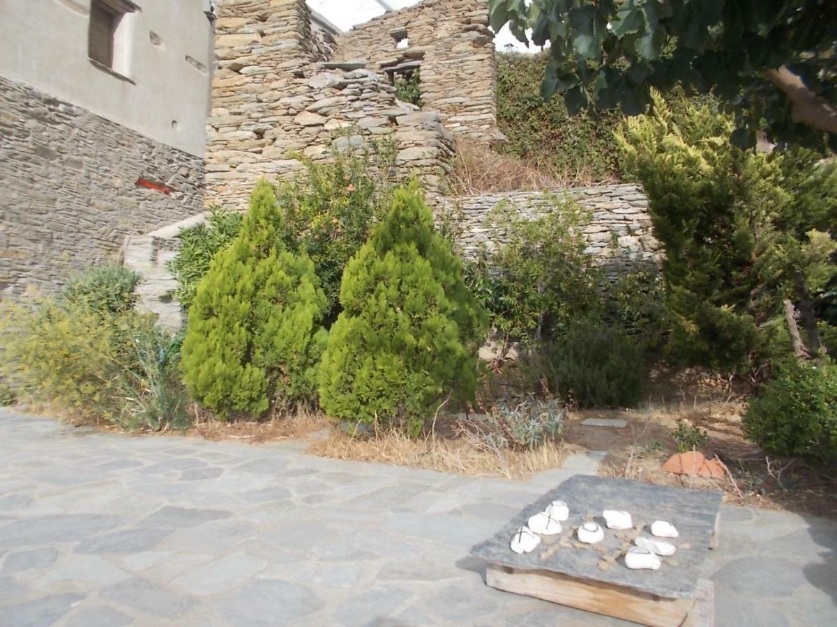 Cyclades Olive Museum's Guest House Pitrofos Exterior foto